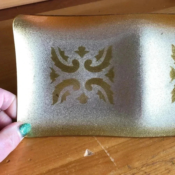 1950’s Talbot Glass Company Gold Tray - Picture 10 of 10